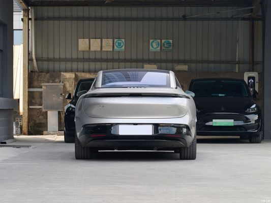 순수 전기 2024 자동차 Zeekr007 세단 4WD 75kwh 100wkwh 배터리 최고 속도 210 Km/H EV
