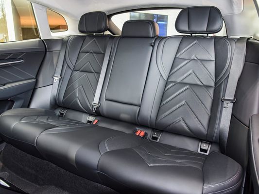 커스터마이징 전기 자동차 2023 Zeekr001 We Awd 140kw 전체 구성 좌석 5번