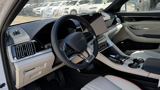 2023 EV Byd E2 럭셔리 에디션 순수 전기 자동차 사용/ 폐쇄형 카리저형 화이트 에디션