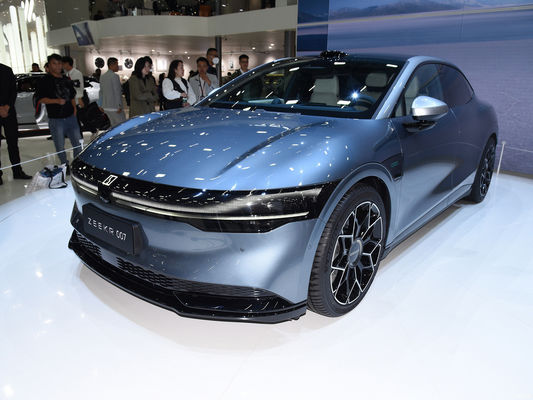 2024 Geely Zeekr 007 순수 전기 엔진을 탑재한 에너지 차량 P0000155