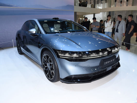 2024 Geely Zeekr 007 순수 전기 엔진을 탑재한 에너지 차량 P0000155