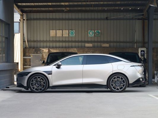ZEEKR 007 사륜 구동 버전 75kwh EV 전기 자동차 및 만족 보장