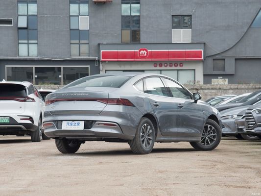 2023 Byd Qin 플러스 Dm-I 챔피언 55km 리딩 에디션 플러그인 하이브리드 전기 차량
