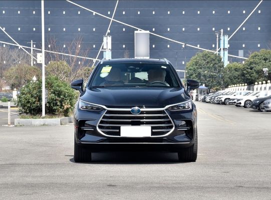 검은색 2022 BYD Tang EV 635km 4륜 구동 플래그십 에디션 선택된 6석 차