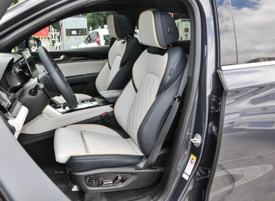 검은색 2022 BYD Tang EV 635km 4륜 구동 플래그십 에디션 선택된 6석 차