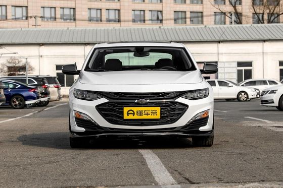 멀티 링크 독립식 서스펜션 말리부 XL 2022 레드라인 550t 자동 루이 리안 에디션