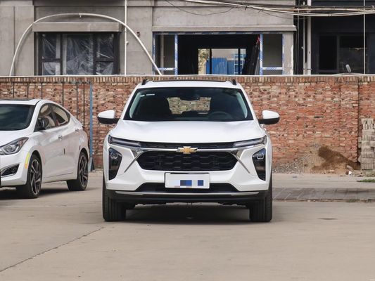 공식 최고 속도 205 Km/H 쉐보레 시커 1.5t 2022 모델 CVT 트렌디 에디션 SUV