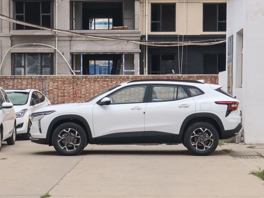 공식 최고 속도 205 Km/H 쉐보레 시커 1.5t 2022 모델 CVT 트렌디 에디션 SUV