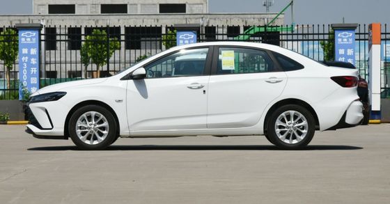 2024 쉐보레 몬자 1.5L 듀얼 클러치 엔조먼트 에디션 1000-1600cc 드라이브 FWD
