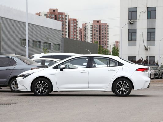 배량 1600-2500cc 토요타 레빈 스마트 전기 하이브리드 1.8L 델럭스 전기 자동차