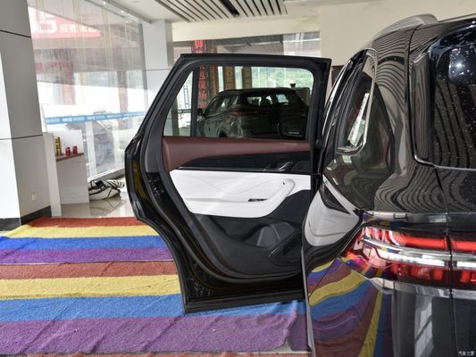 SUV 지일리 몬자로 엑시뉴 L 2.0td 오토 4WD 플래그십 버전 FWD 드라이브가 있는 가솔린 자동차