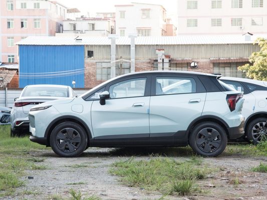 지일리 지오메트리 E 2023 320KM 하운덤 타이거 5석 전기 SUV 295L 수하물 부피