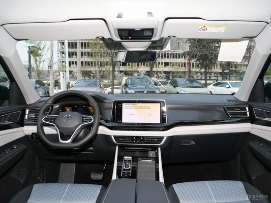 맞춤형 요청 FWD 재설계 된 VW 폭스바겐 테라몬트 2023 330tsi 2WD 고급 버전