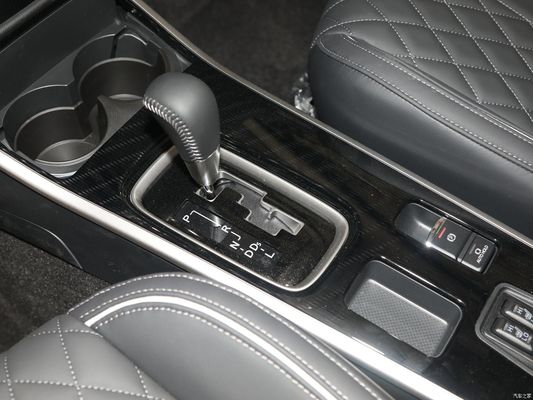 2021 아웃랜더 FWD SUV 드라이브 버전 세단 1600-2500CC 및 뜨거운 거래