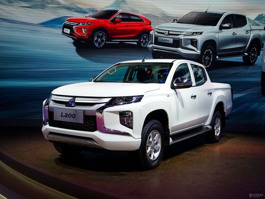 2023 L200 2.3t 디젤 픽업 트럭 왼쪽 스티어링 5225*1815*1780 고객 요구 사항