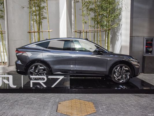 순수 전기 BEV 전기 차량 EV Rising Auto R7 2023 성능 화면 마스터