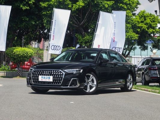 자동 변속기와 가솔린 자동차 오디 A8 2023 A8l 50tfsi 쿼트로 선택 버전