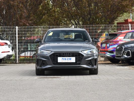 가솔린 자동차 아우디 A4l 2023 40tfsi 자동 변속기와 4858*1847*1439 크기