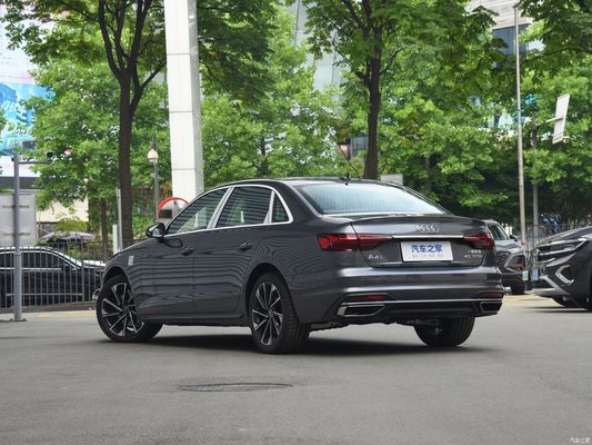 오디 A4l 2023 40tfsi 패션 56L 오일 탱크와 함께 우아한 버전