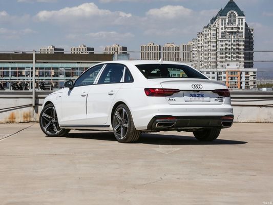 58L 오일 탱크 최고 속도 230km/h 아우디 A4l 2023 40tfsi 쿼트로 럭셔리 다이내믹 버전