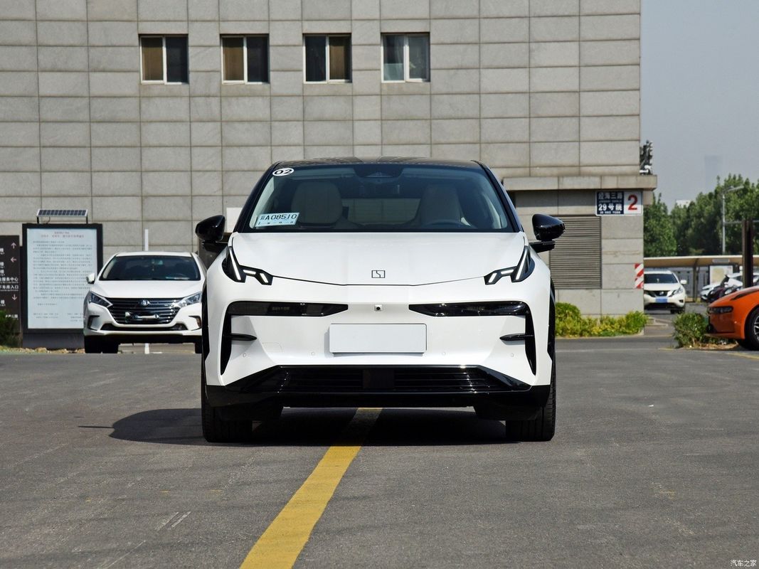 2024 Zeekr X You 에디션 4WD 4 좌석 SUV 에너지 자동차 전자기 제동 시스템