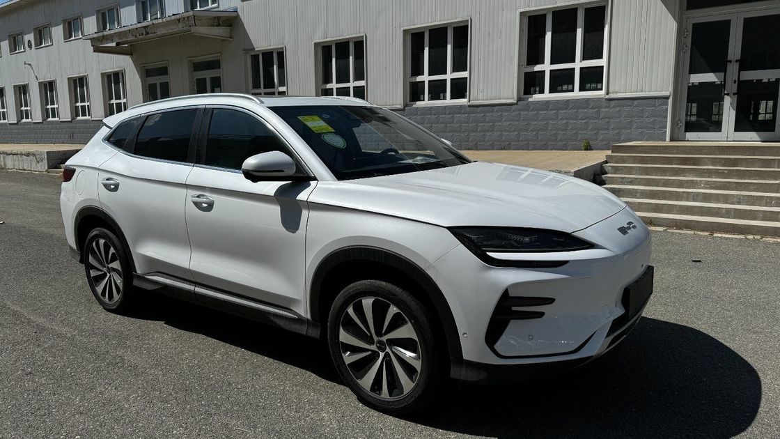 2023 Byd E2 EV 카 럭셔리 에디션 순수 전기 자동차 흰색과 좌측 스티어링