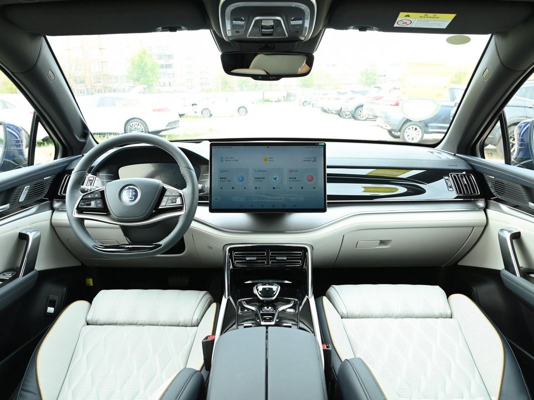 EEC 인증 2022 BYD Tang EV 635km 4WD 플래그십 에디션 6 좌석 전기 차량