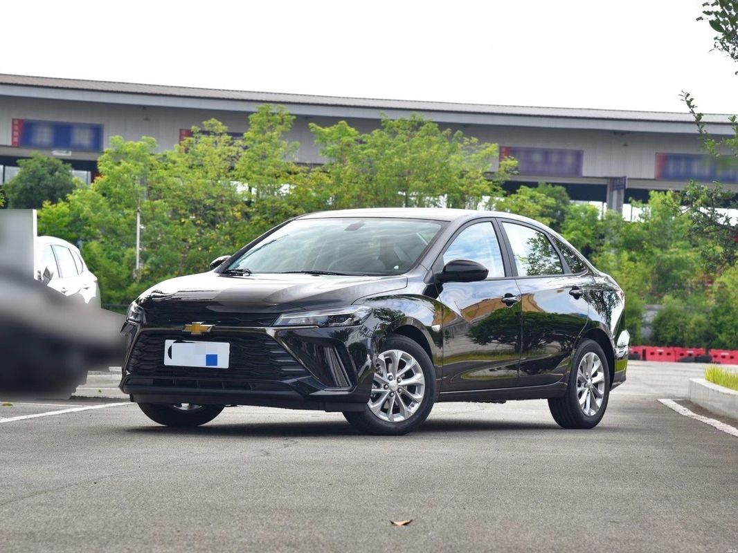 2023 쉐보레 몬자 1.3t 가벼운 하이브리드 자동 프리미어 에디션 닫힌 바디 왼쪽 스티어링