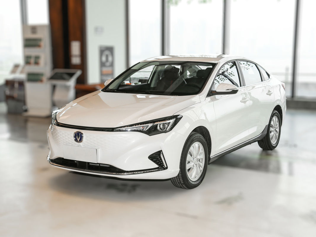 맥퍼슨 독립식 서스펜션 및 최고 속도는 145km/h 2022 춘천 이아도 EV460 EV 자동차