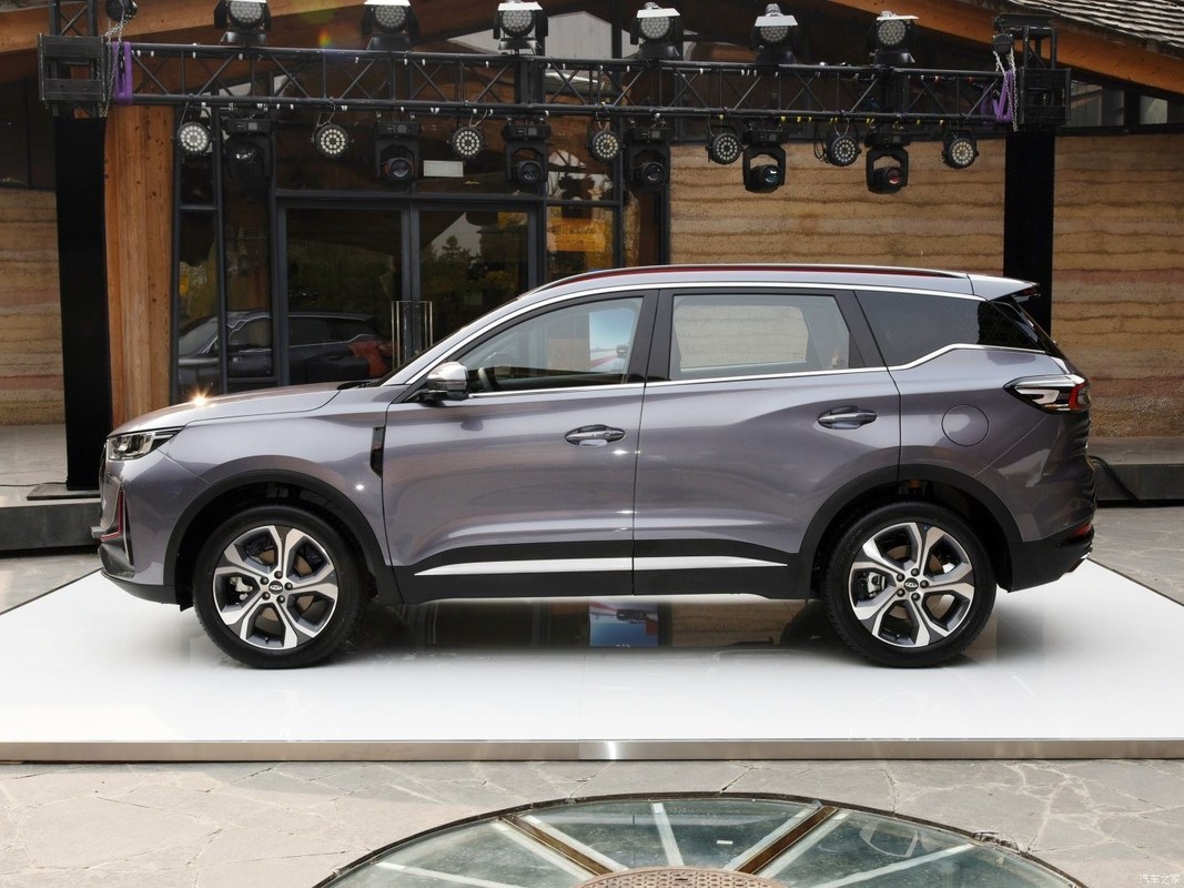 체리 티고 7 플러스 1.5t CVT 플래그십 가솔린 자동차 5석 최고 속도 186-200 Km/H