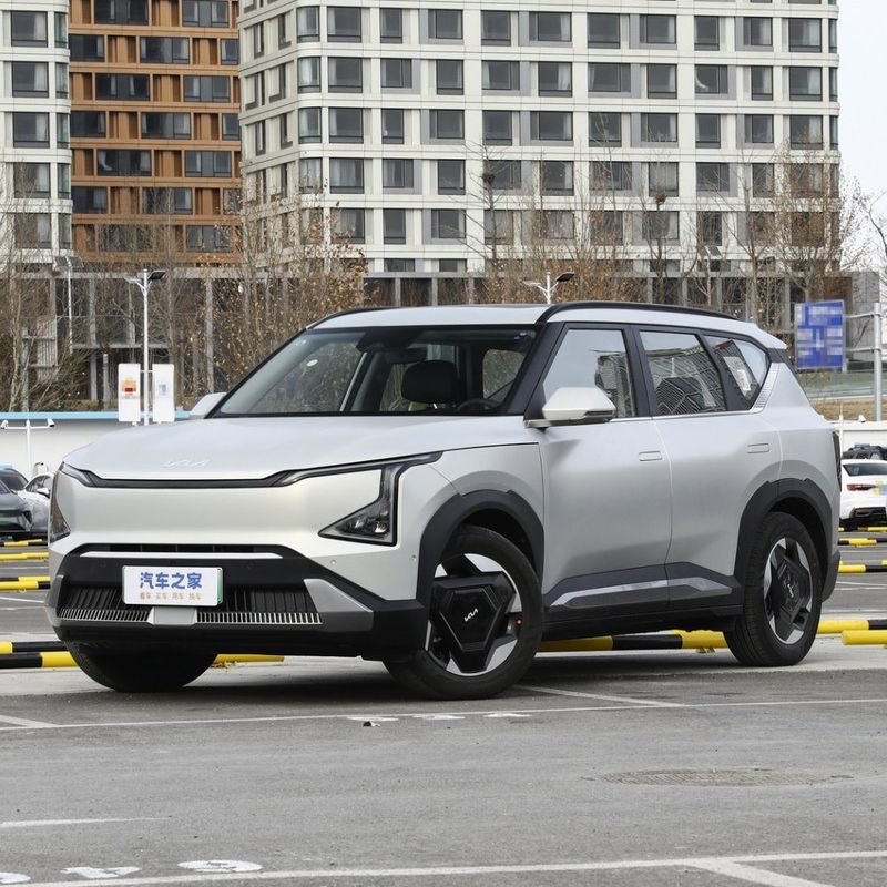 KIA EV5 530 라이트 에어 랜드 SUV 전기 자동차 좌측 스티어링과 64.2Kwh 배터리