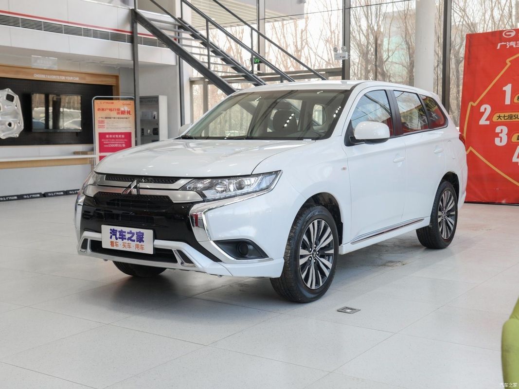 2021 아웃랜더 FWD SUV 가솔린 에너지 타입 및 내구성 2.0L 166마력 L4 엔진